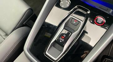 2025 Audi 2.0 TFSI Black Edition Sportback S Tronic quattro Euro 6 5-door (Blue) - Image: 13