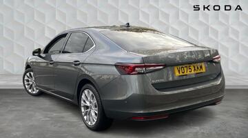 2025 Škoda TSI e-TEC MHEV SE L DSG Euro 6 5-door (Grey) - Image: 3