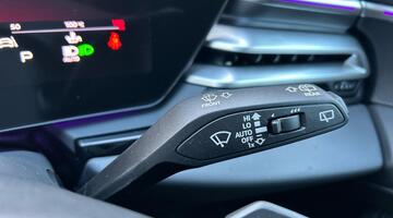 2025 Audi 2.0 TFSI S line S Tronic Euro 6 5-door (Red) - Image: 26