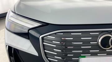 2025 Audi 45 S line Auto 5-door 82kWh (White) - Image: 42