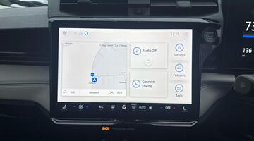 2025 Ford Standard Range 43kWh Premium Auto 5-door (Yellow) - Image: 7