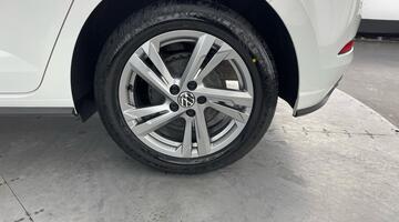 2021 Volkswagen 1.0 TSI R-Line Euro 6 5-door (White) - Image: 31