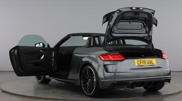 2019 Audi 2.0 TFSI 40 Black Edition Roadster S Tronic Euro 6-door (Grey) - Image: 11