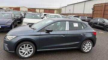 2026 SEAT FR 1.0 TSI Petrol 95 5-speed manual (Grey) - Image: 4