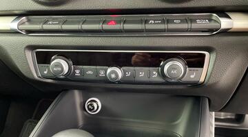 2019 Audi 2.0 TFSI Black Edition Sportback S Tronic quattro Euro 6 5-door (Grey) - Image: 17