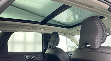 2025 Volvo 2.0 T8 18.8kWh Ultra Bright Auto Euro 6 5-door (Unlisted) - Image: 25