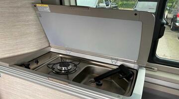 2025 Volkswagen TSI eHybrid 19.7kWh Ocean DSG 4Motion Euro 6 4-door (Red) - Image: 23