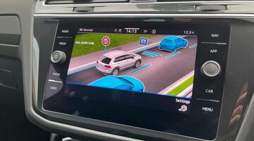 2023 Volkswagen TSI 13kWh R-Line DSG Euro 6 5-door (White) - Image: 25