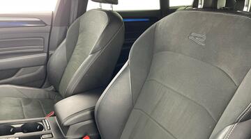 2024 Volkswagen TSI 13kWh R-Line Shooting Brake DSG Euro 6 5-door (Black) - Image: 40