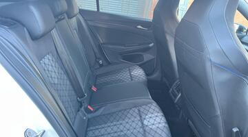 2025 Volkswagen ETSI MHEV Black Edition DSG Euro 6 5-door (White) - Image: 30