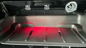 2025 Audi 2.0 e-hybrid5.9kWh Edition 1 S Tronic quattro Euro 6 5-door (Green) - Image: 7