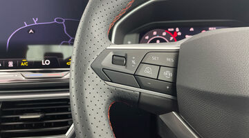 2025 SEAT EHybrid 25.8kWh FR DSG Euro 6 5-door (Black) - Image: 21