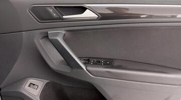 2023 Volkswagen TSI Elegance DSG Euro 6 5-door (Black) - Image: 19