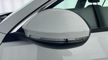 2022 Volkswagen TSI Life DSG Euro 6 5-door (White) - Image: 32