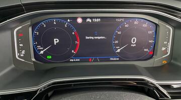 2022 Volkswagen 1.0 TSI R-Line DSG Euro 6 5-door (Red) - Image: 21