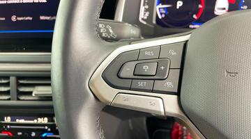 2022 Volkswagen 1.0 TSI R-Line DSG Euro 6 5-door (Silver) - Image: 23