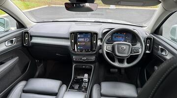 2024 Volvo 2.0 B4 MHEV Ultra Bright DCT Auto Euro 6 5-door (Silver) - Image: 8