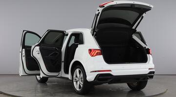 2019 Audi TFSI CoD 35 S line S Tronic Euro 6 5-door (White) - Image: 11