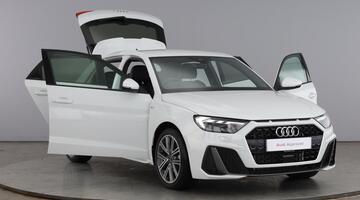 2025 Audi 1.0 TFSI 30 S line Sportback S Tronic Euro 6 5-door (White) - Image: 9
