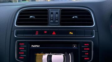 2017 Volkswagen TSI BlueMotion Tech Match Euro 6 5-door (White) - Image: 47