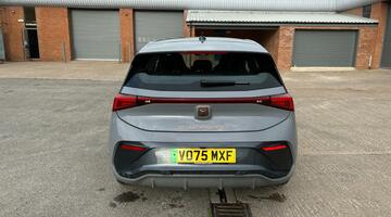 2025 CUPRA E-Boost 59kWh V1 Auto 5-door (Grey) - Image: 11
