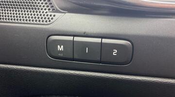 2019 Volvo 2.0 T4 Inscription Auto Euro 6 5-door (White) - Image: 19