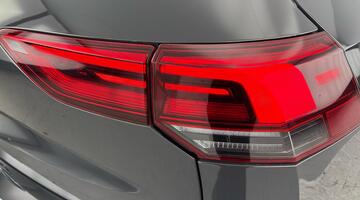 2020 Volkswagen 1.0 TSI Life Euro 6 5-door (Grey) - Image: 17