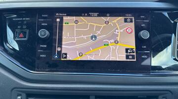 2025 Volkswagen 1.0 TSI R-Line DSG Euro 6 5-door (Silver) - Image: 37