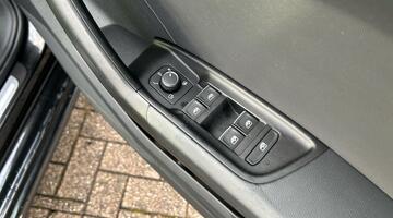 2021 Audi 1.0 TFSI 25 S line Sportback Euro 6 5-door (Black) - Image: 13