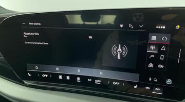 2025 Audi 100kWh S line Auto quattro 5-door (Black) - Image: 15