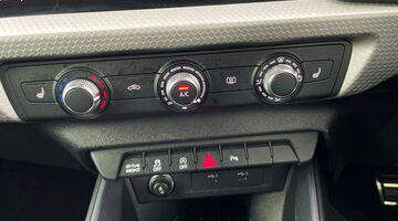 2025 Audi TFSI 35 Black Edition Sportback S Tronic Euro 6 5-door (Blue) - Image: 15