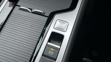 2025 Volkswagen ETSI MHEV R-Line DSG Euro 6 5-door (Grey) - Image: 24