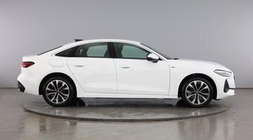 2025 Audi 2.0 e-hybrid5.9kWh Technik Saloon S Tronic quattro Euro 6 5-door (White) - Image: 4