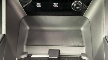 2025 Audi 100kWh S line Auto quattro 5-door (Black) - Image: 14