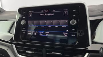 2022 Volkswagen TSI R-Line DSG Euro 6 5-door (White) - Image: 13