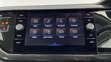 2023 Volkswagen 1.0 TSI Match Euro 6 5-door (Grey) - Image: 18