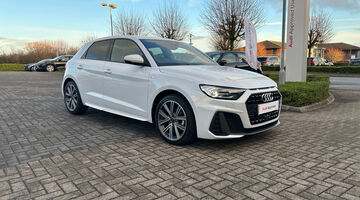 2025 Audi TFSI 35 S line Sportback S Tronic Euro 6 5-door (White) - Image: 17