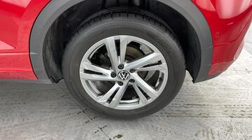 2022 Volkswagen TSI R-Line DSG Euro 6 5-door (Red) - Image: 32