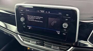 2022 Volkswagen TSI R-Line 2WD Euro 6 2-door (Red) - Image: 15