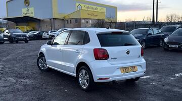 2017 Volkswagen TSI BlueMotion Tech Match Euro 6 5-door (White) - Image: 3