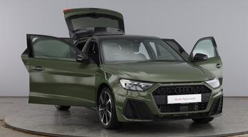 2025 Audi TFSI 35 Black Edition Sportback S Tronic Euro 6 5-door (Green) - Image: 9