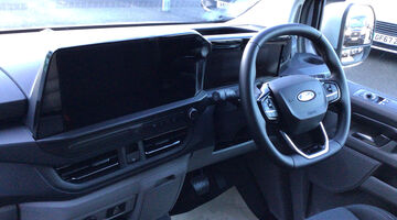 2025 Ford 2.0 300 EcoBlue Limited Auto LH1 Euro 6 5-door (Silver) - Image: 8