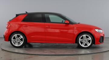 2022 Audi 1.0 TFSI 25 S line Sportback Euro 6 5-door (Red) - Image: 4