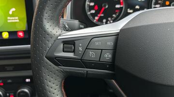 2022 SEAT TSI EVO FR Euro 6 5-door (Black) - Image: 23