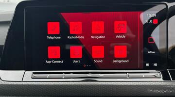 2022 Volkswagen 2.0 TDI GTD DSG Euro 6 5-door (Grey) - Image: 32