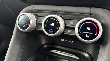 2025 Škoda TSI iV 25.7kWh SportLine DSG Euro 6 5-door (5 Seat) (Blue) - Image: 18