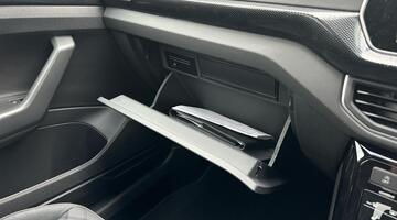 2025 Volkswagen TSI EVO R-Line DSG Euro 6 5-door (Silver) - Image: 62