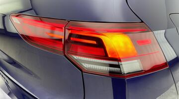 2024 Volkswagen 2.0 TDI R-Line DSG Euro 6 5-door (Blue) - Image: 30