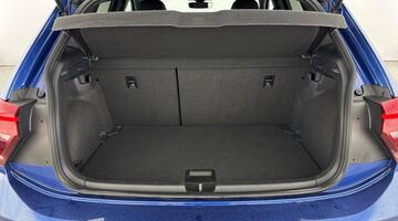 2023 Volkswagen 1.0 TSI R-Line Euro 6 5-door (Blue) - Image: 28