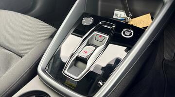 2025 Audi TFSI 30 Sport S Tronic Euro 6 4-door (Grey) - Image: 24